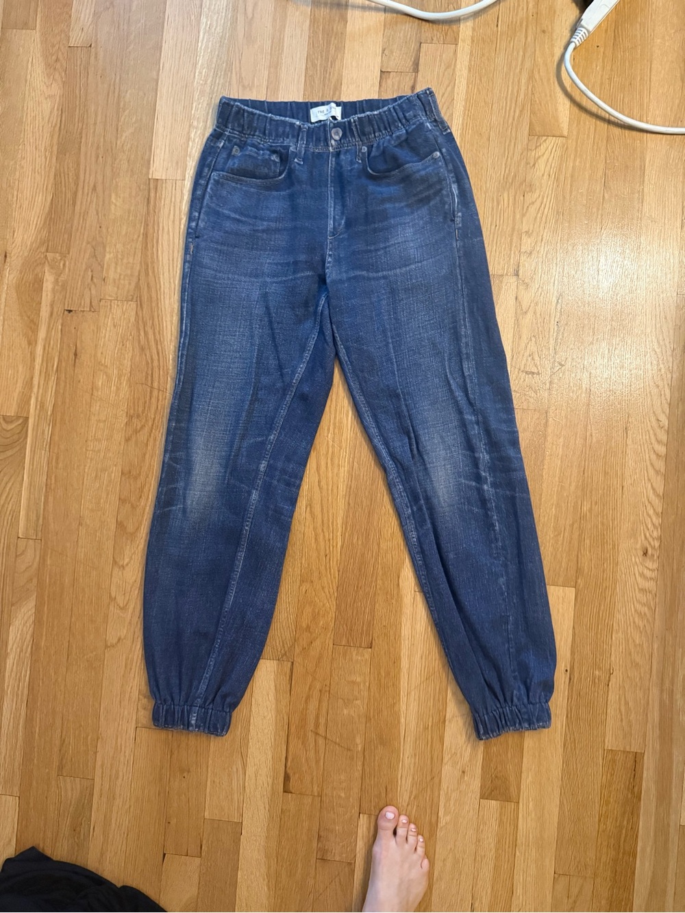 rag & bone women’s Indigo Elastic Cuff sweatpant jeans